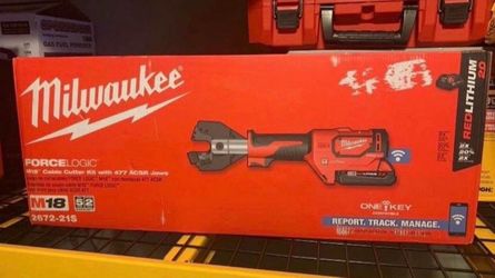 Milwaukee M18 18-Volt Lithium-Ion Cordless Cable Cutter With Steel Jaws with(1) 2.0Ah Battery, Charger, Tool Bag