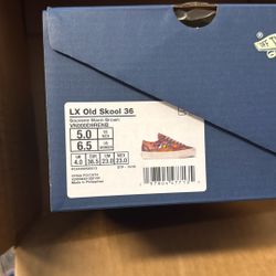 Vans Souvenir Size 5 / 6.5w