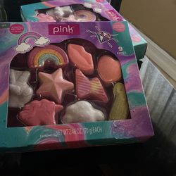 Bath bombs