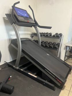 NordicTrack Commercial X22i Incline Trainer Treadmill