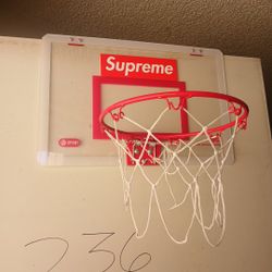 Supreme Basketball Hoop