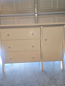 Used white drawers