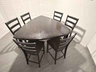Triangle shape table with 6 high chairs