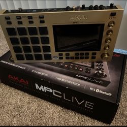 Akai MPC Live Gold Edition