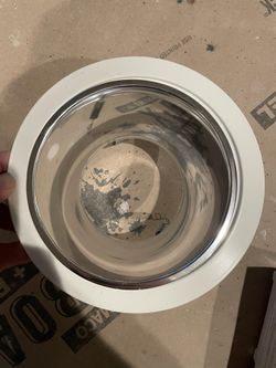 (11) Juno 27C Can Light Trim White With Reflector