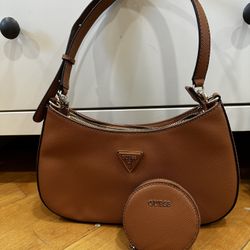 Guess Top Zip Shoulder Bag