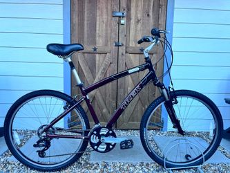 46cm Beautiful Trek Navigator 2.0 Hybrid Bike