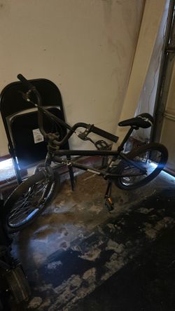 Mongoose bmx bike