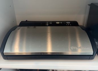 FoodSaver Vacuum Sealer