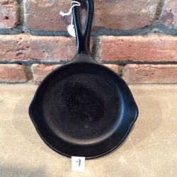 Cast Iron Vintage Skillet #3  6 1/2” P.S.