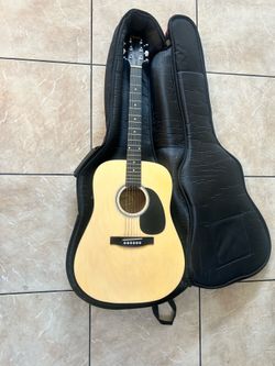 Squier Acoustic Guitar w/ Road Runner Padded Gig Bag