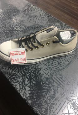 Converse men sizes 9,9.5,10,10.5 sale $49.99
