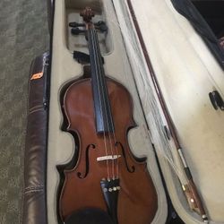Full sized violin beginners 100.00