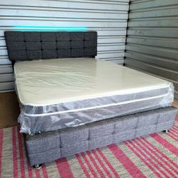 NEW QUEEN-SIZE PILLOW TOP MATTRESS AND BOX SPRING