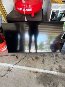 TCL TV 40in.