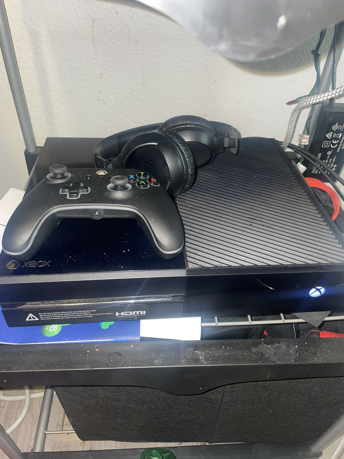 Xbox One Console With Controller And Headset