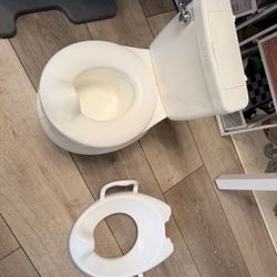 Potty Training  Seat/ Toddler Toilet / Toy Toilet 