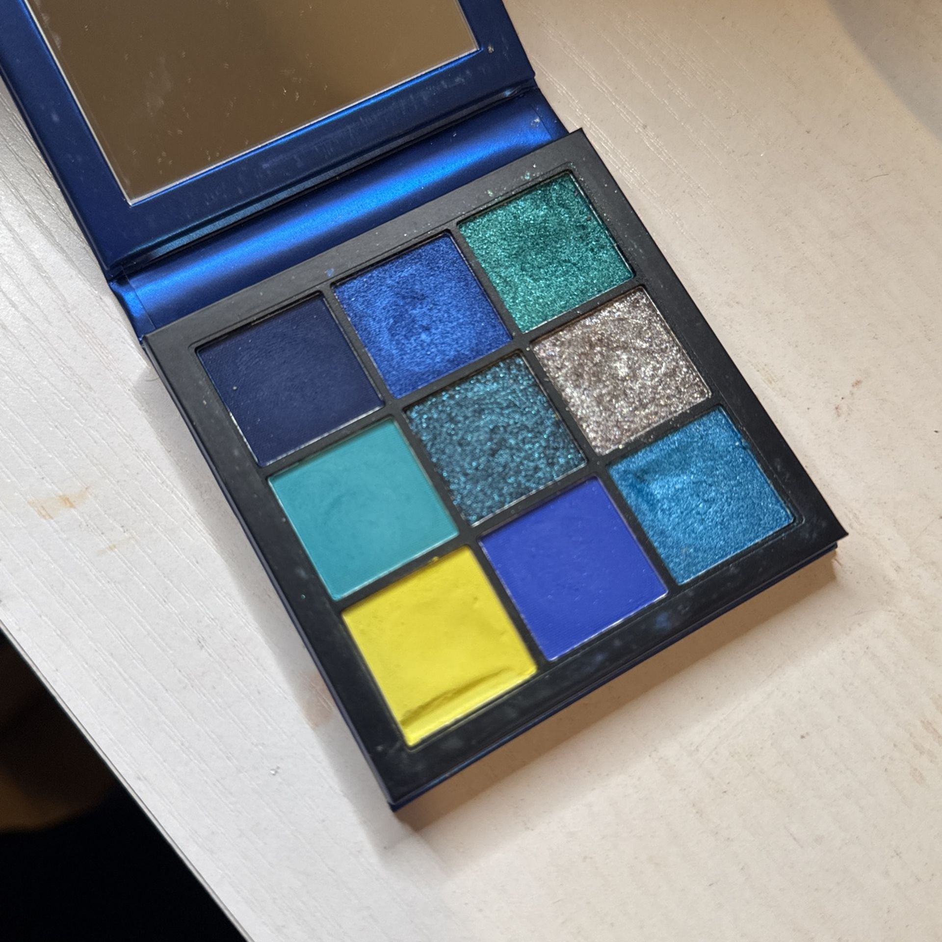 huda beauty sapphire obsessions