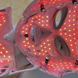 Light Therapy LED facemask