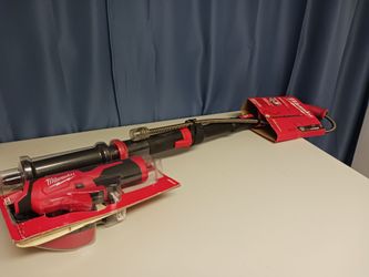 Milwaukee 12 volt trap snake
