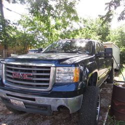 2008 GMC Sierra 2500hd Crew Cab