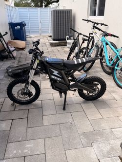 Nexvey Electric Dirt Bike