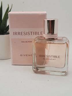 Givenchy
 
Irresistible Eau de Parfum

1.1 fl ⭐️