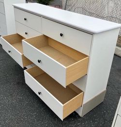 8  drawer white