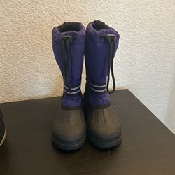 Kids Snow Boots Size 12