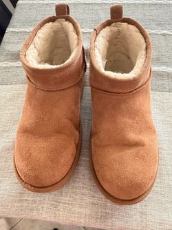 Ugg classic ultra mini platform