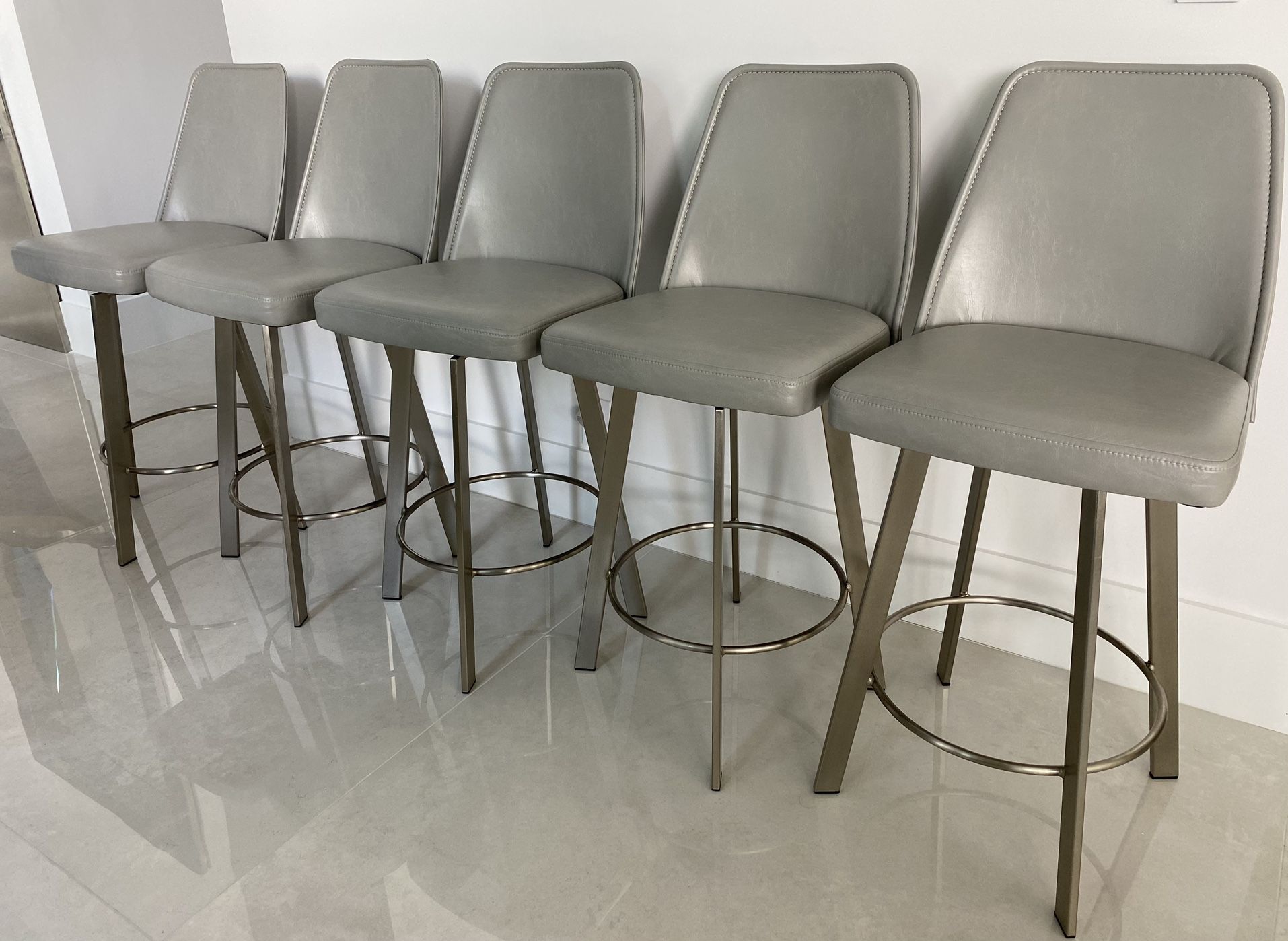 Counter Height Swivel Stools for Sale in Boca Raton, FL OfferUp