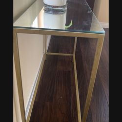 Rectangle mirrored table