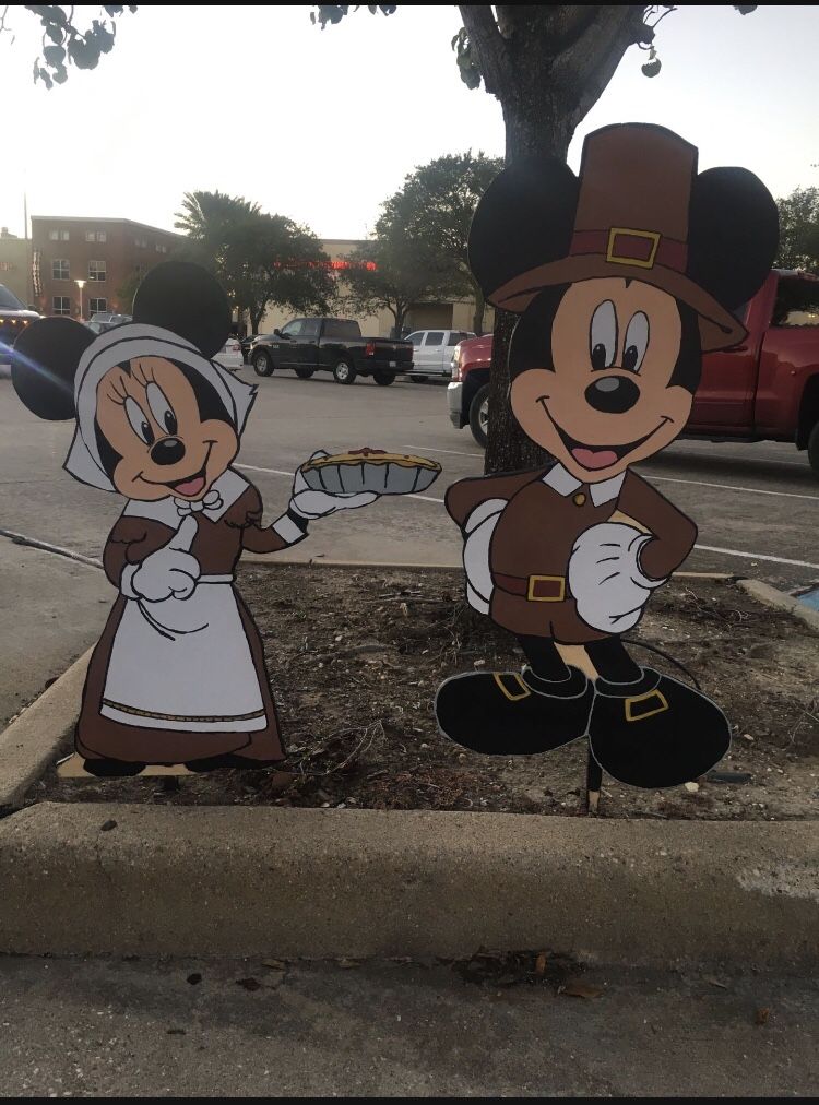 Thanksgiving Yard Decoration
