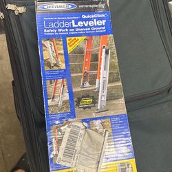 Werner Ladder Leveler