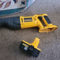 Dewalt DW938 Variable Speed 18v Reciprocating Cordless Saw Cordless W Battery