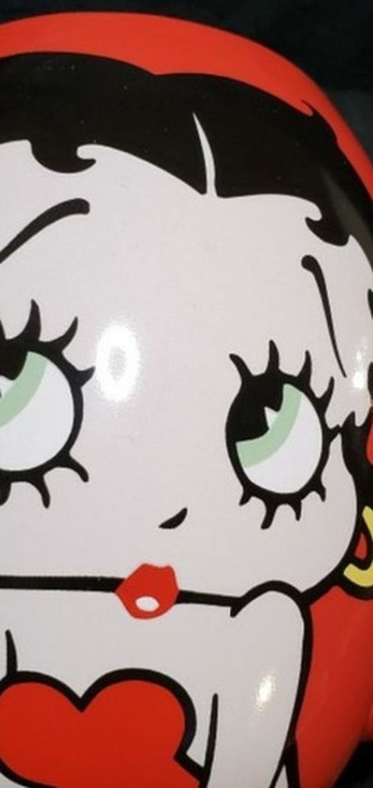 Betty Boop Ceramic Mug (18oz)