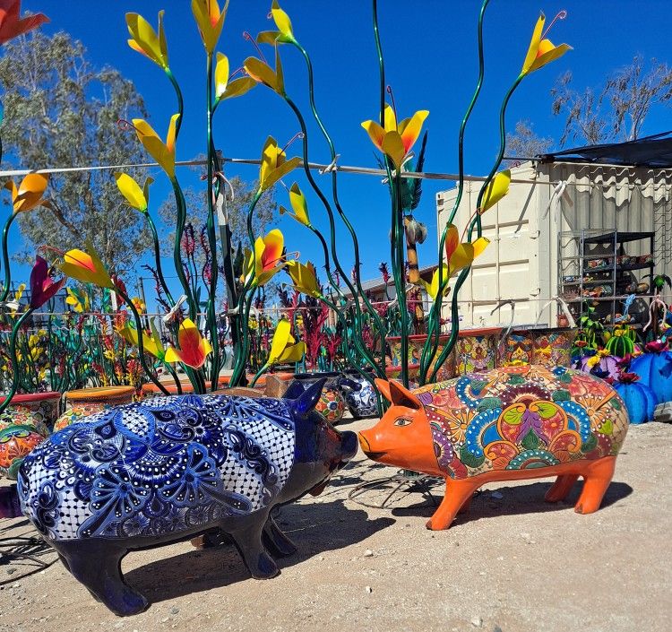 🔥NEW TALAVERA🔥Metal Yard Art 🌵Imports😍POTTERY ❗️