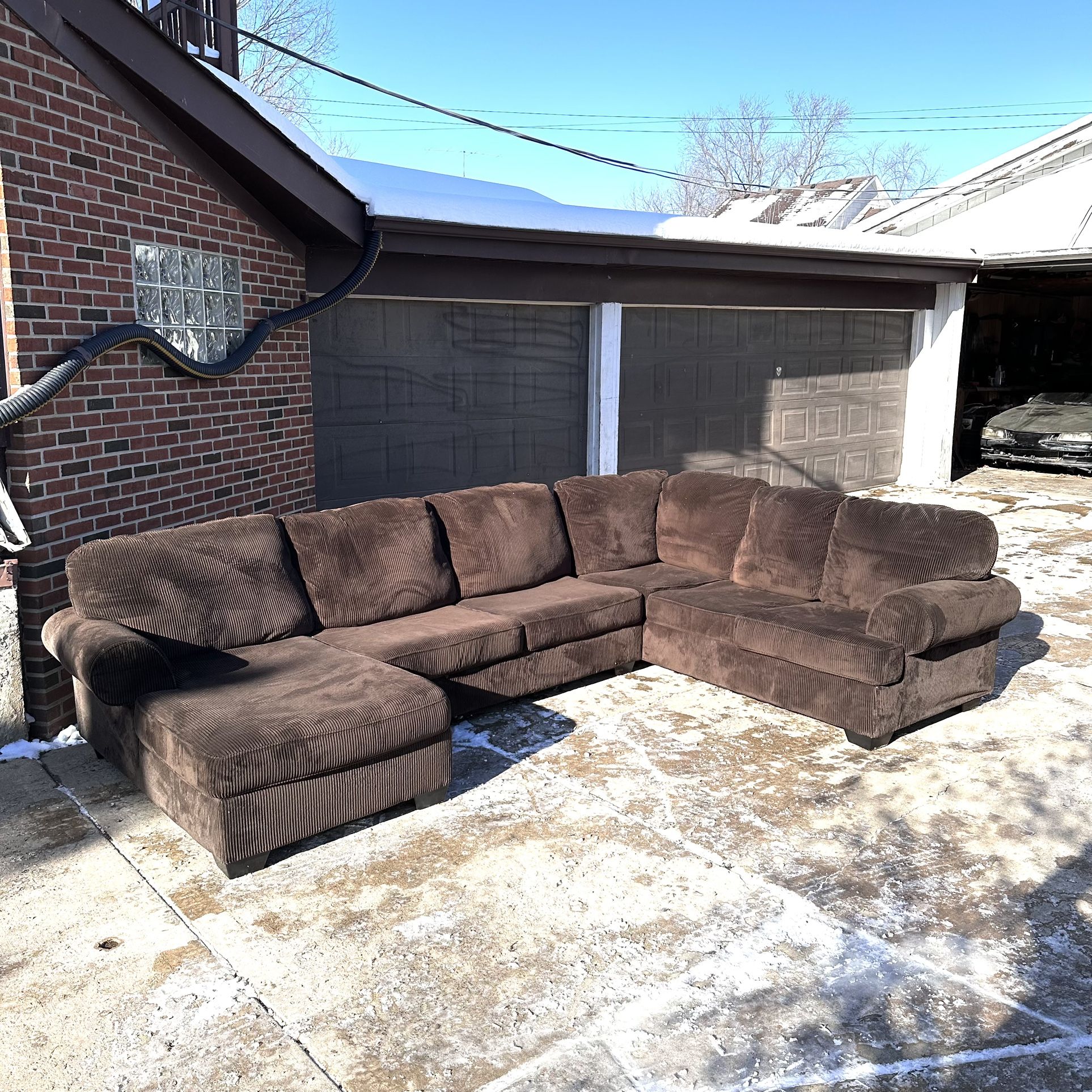 Brown Corduroy L-Shaped Sectional Sofa w/ Chaise – FREE Delivery 🚚 