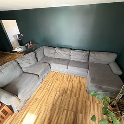 Sectional with Full Size Pull Out Bed