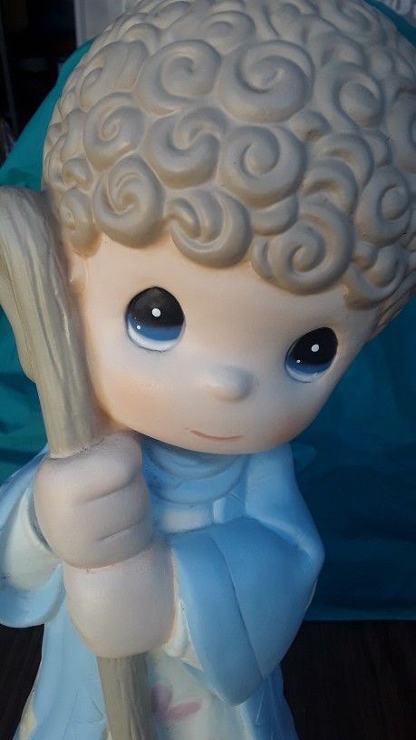 1999 PRECIOUS MOMENTS DIVINITY