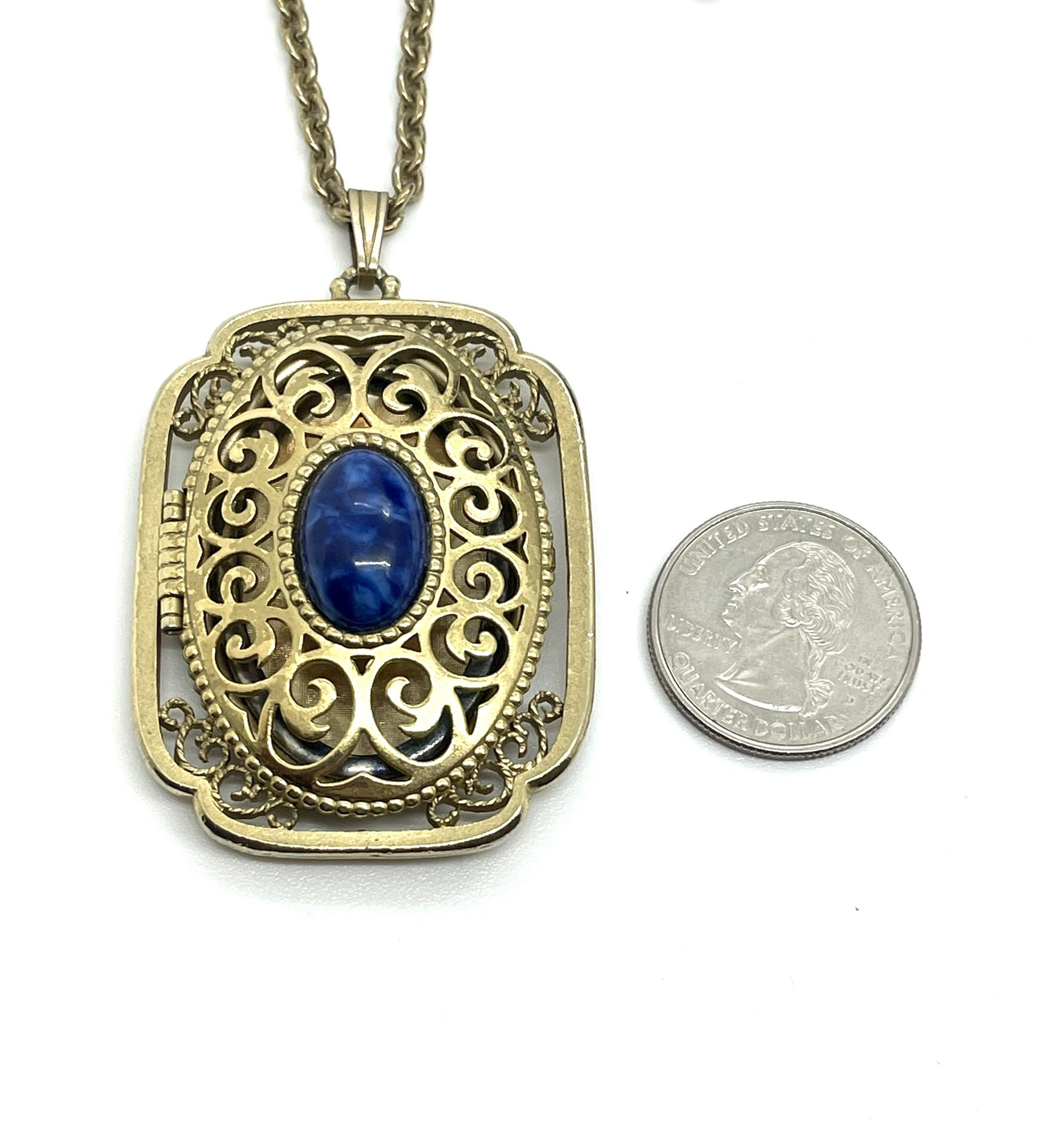 Collectible 28” Avon Locket Necklace 