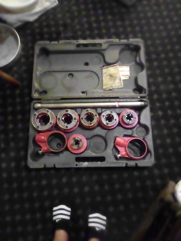 Pipe Threader
