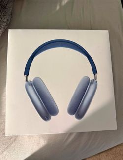 Blue airpod maxes 2s