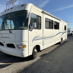 2000 Fourwind Hurricane