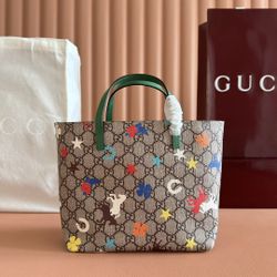 Printed letter women's tote bag