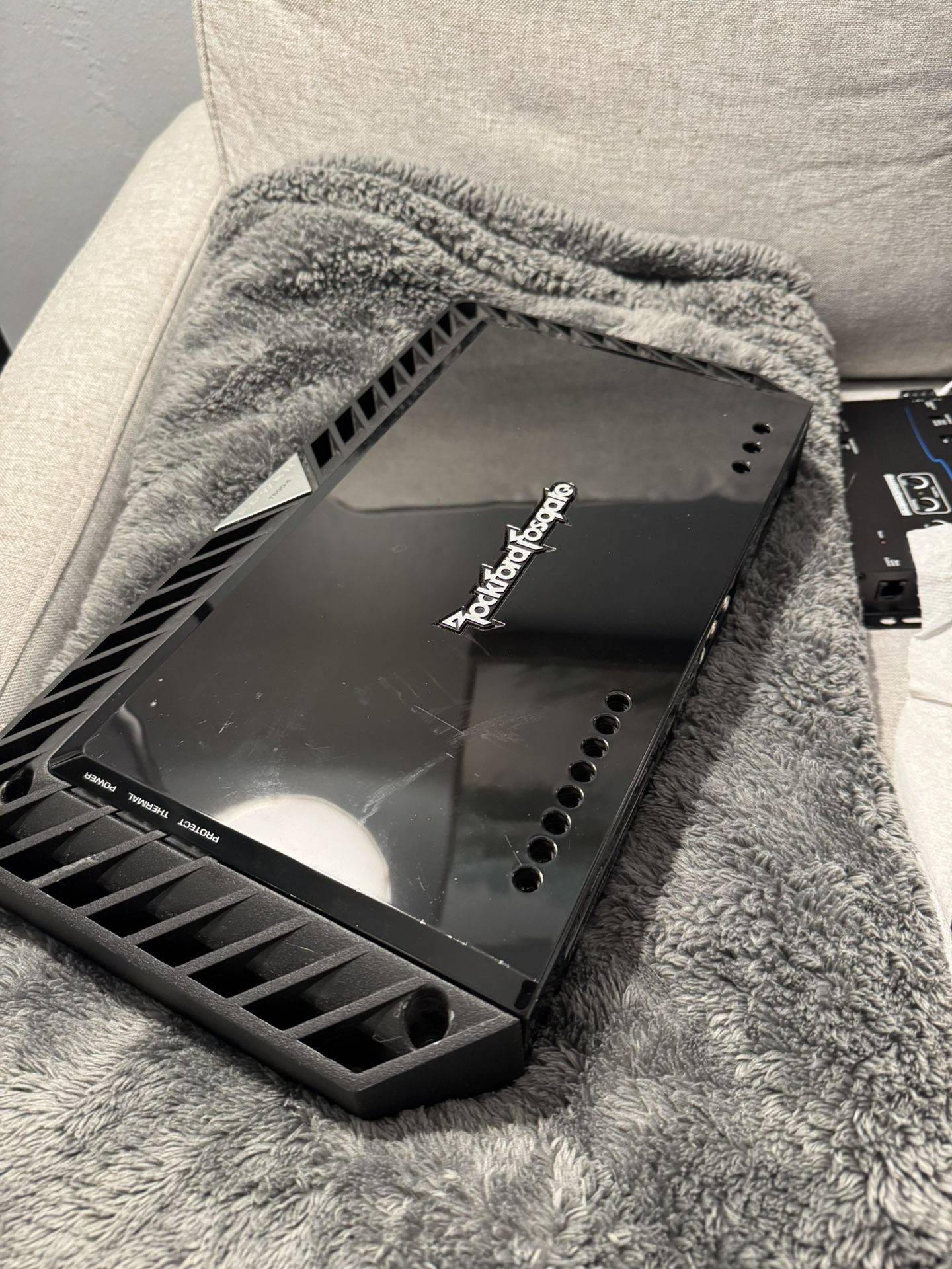Rockford Fosgate Power T600-4 Amplifier