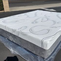 Queen Memory Foam
