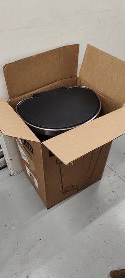 New Open Box Trash Can 14.5 gallon