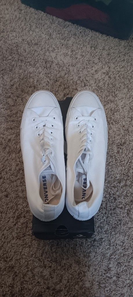 Converse White Size 10.5