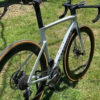 Specialized S-Works Venge ViAS Disc eTap used in 54 cm